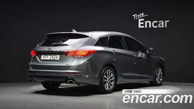 Hyundai i40 2014 thumb 2