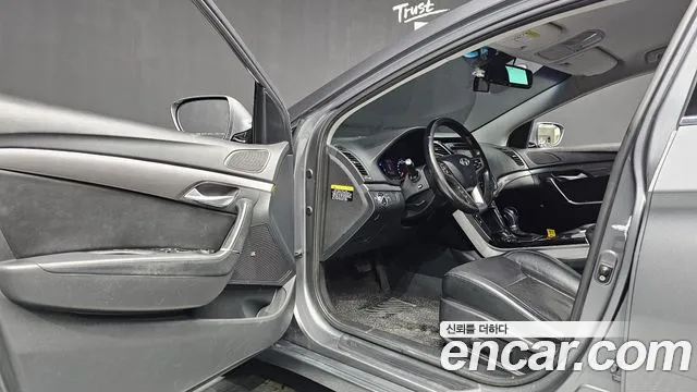 Hyundai i40 2014 thumb 10