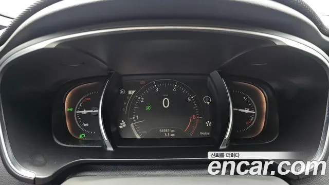 Renault Megane 2018 thumb 8