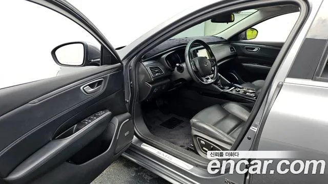 Renault Megane 2018 thumb 10