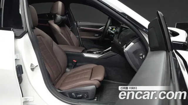 BMW 4 серии 2026 thumb 11