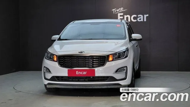Kia Carnival 2020 thumb 3