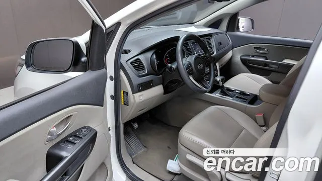 Kia Carnival 2020 thumb 10