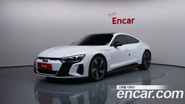 Audi e-tron GT 2023 thumb 12