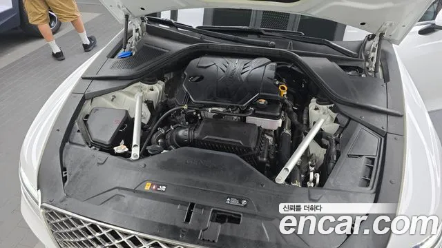 Genesis G80 2022 thumb 6