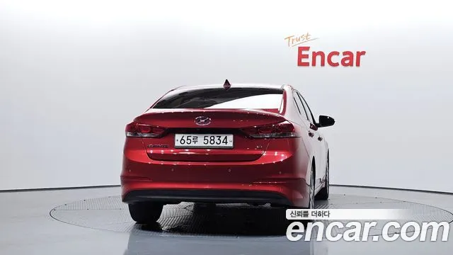 Hyundai Avante 2017 thumb 4
