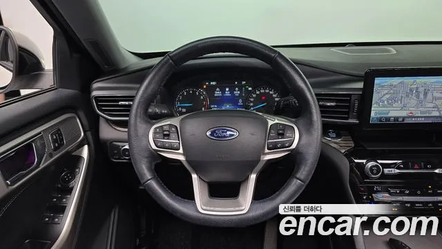 Ford Explorer 2021 thumb 11