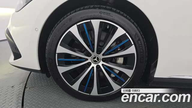 Mercedes-Benz EQE 2022 thumb 4