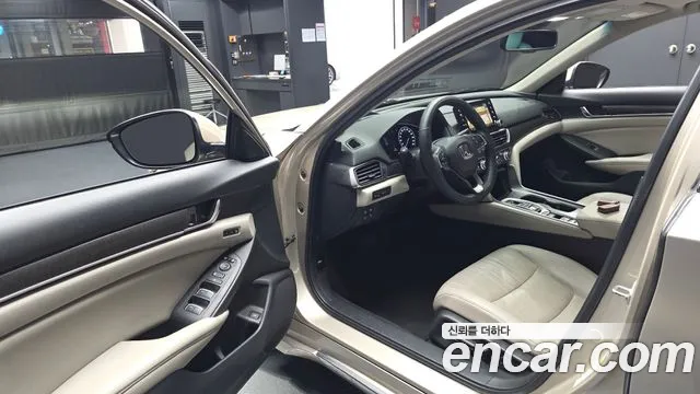 Honda Accord 2018 thumb 10