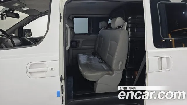 Hyundai Starex 2013 thumb 11