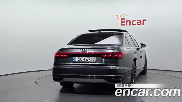 Audi A8 2021 thumb 3
