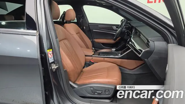 Audi A6 2021 thumb 11