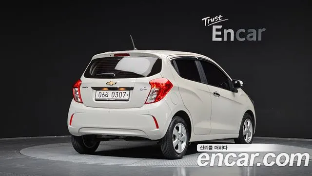 Chevrolet Spark 2015 thumb 2