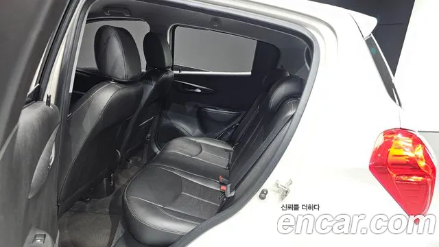 Chevrolet Spark 2015 thumb 11