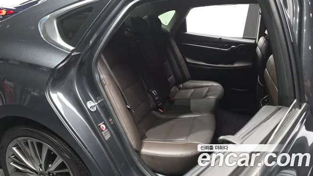 Hyundai Grandeur 2018 thumb 12
