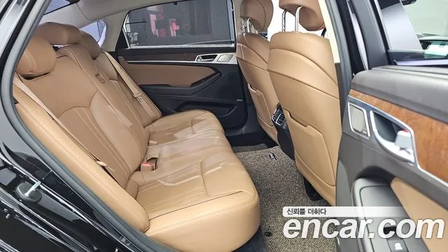 Genesis G80 2018 thumb 11