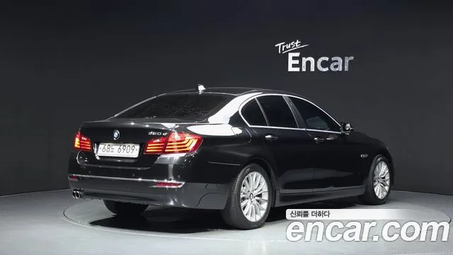 BMW 5 серии 2014 thumb 2
