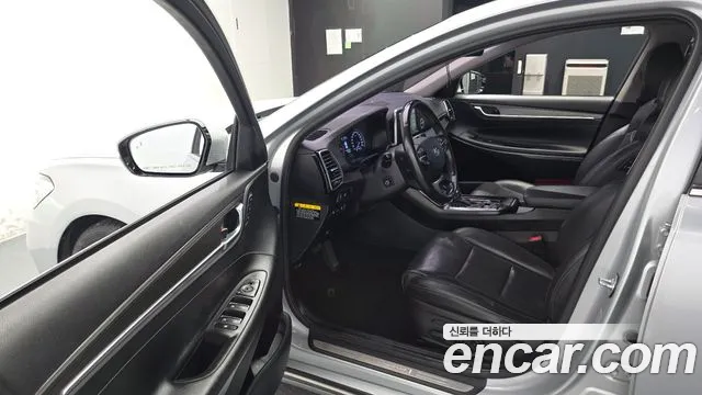 Hyundai Grandeur 2017 thumb 10