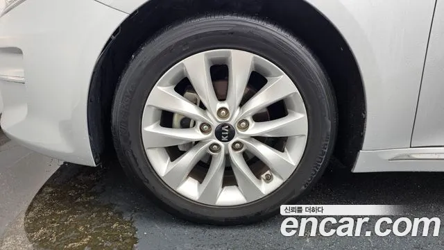 Kia K5 2017 thumb 5