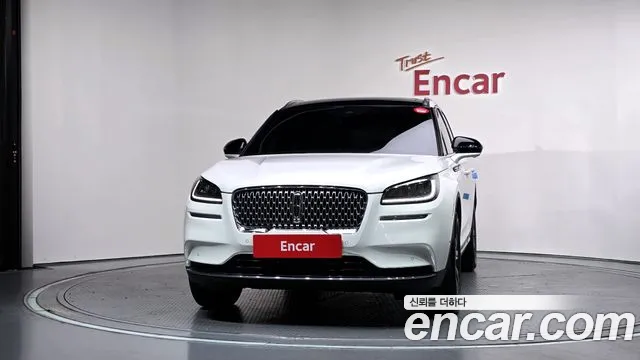 Lincoln Corsair 2022 thumb 3