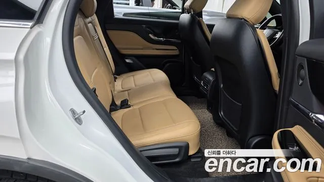 Lincoln Corsair 2022 thumb 11
