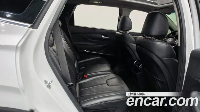 Hyundai Santa Fe 2018 thumb 12