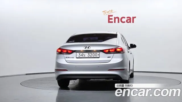 Hyundai Avante 2017 thumb 4