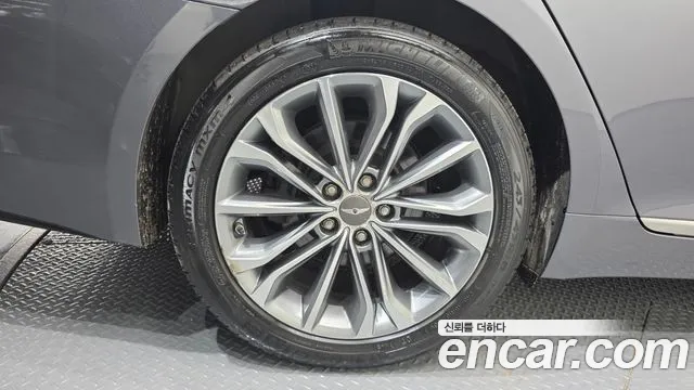 Hyundai Genesis 2015 thumb 5