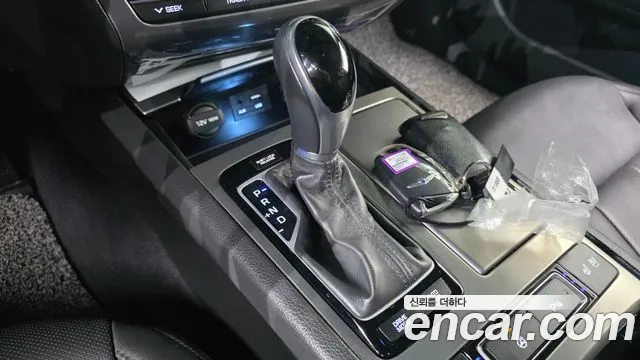 Hyundai Genesis 2015 thumb 9