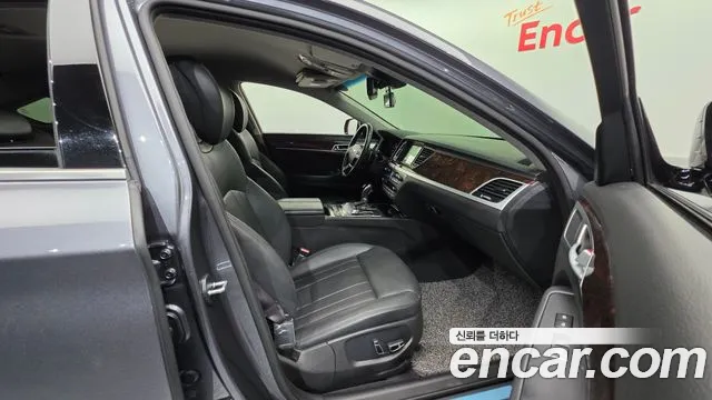 Hyundai Genesis 2015 thumb 10
