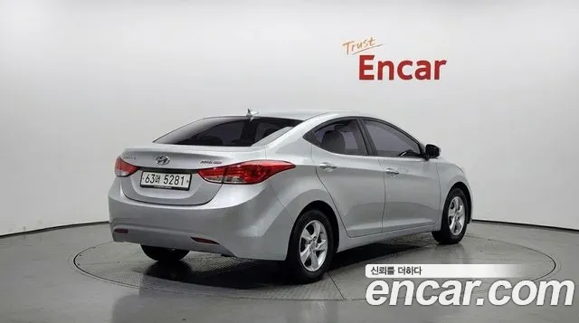 Hyundai Avante 2011 thumb 2