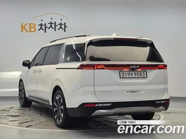 Kia Carnival 2022 thumb 2