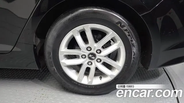 Kia K5 2011 thumb 5