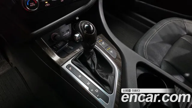 Kia K5 2011 thumb 9