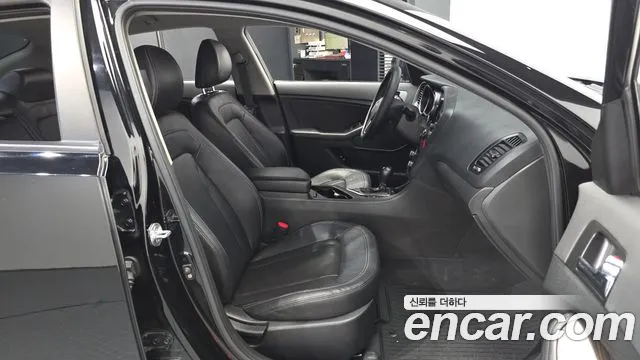 Kia K5 2011 thumb 11