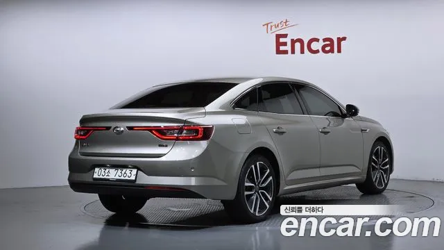 Renault Megane 2016 thumb 2