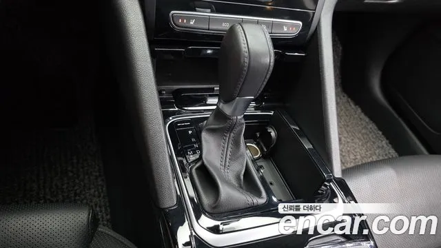 Renault Megane 2016 thumb 9