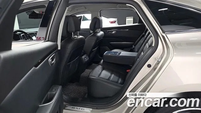 Renault Megane 2016 thumb 12