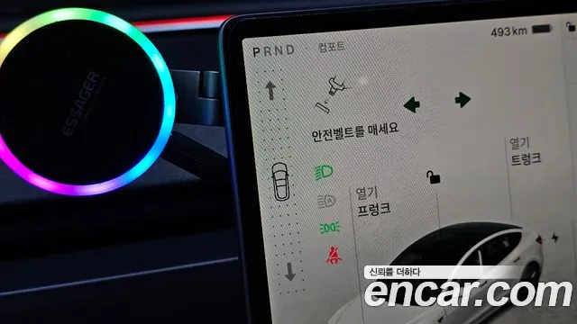 Tesla Model 3 2024 thumb 8