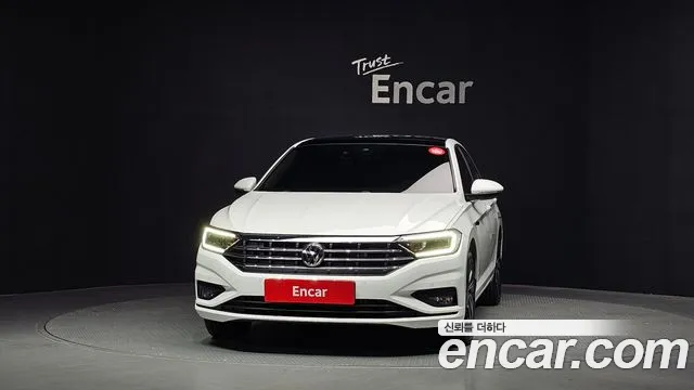 Volkswagen Jetta 2021 thumb 3