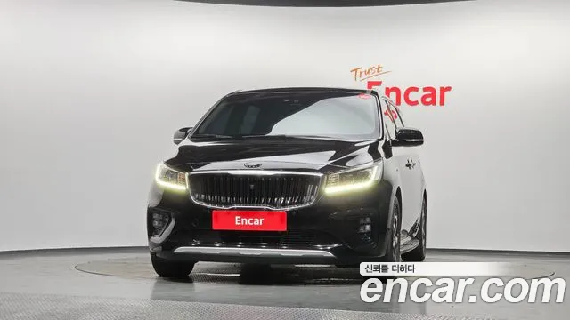 Kia Carnival 2019 thumb 3