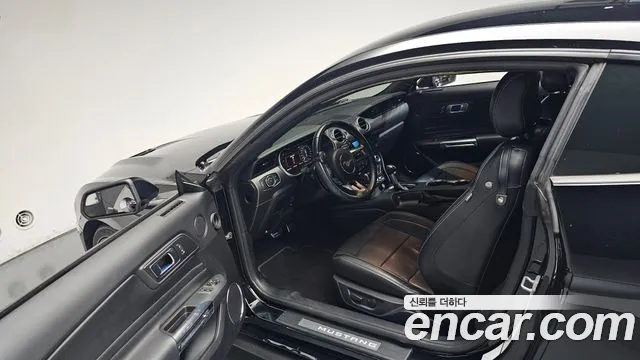 Ford Mustang Mach-E 2020 thumb 10