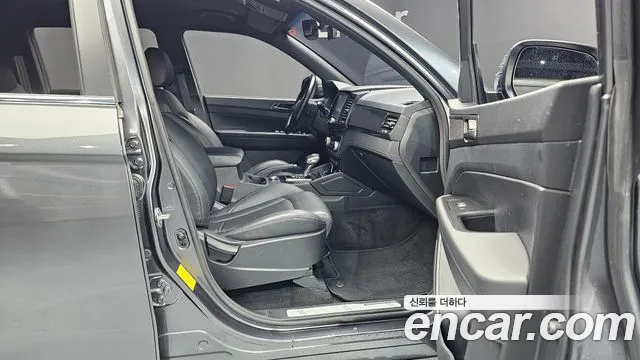 KG_Mobility_Ssangyong Rexton 2020 thumb 11