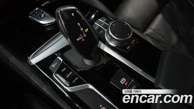 BMW 5 серии 2020 thumb 8