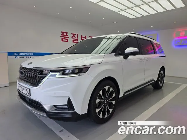 Kia Carnival 2020 thumb 11