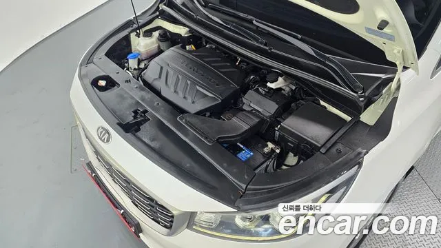 Kia Carnival 2019 thumb 5