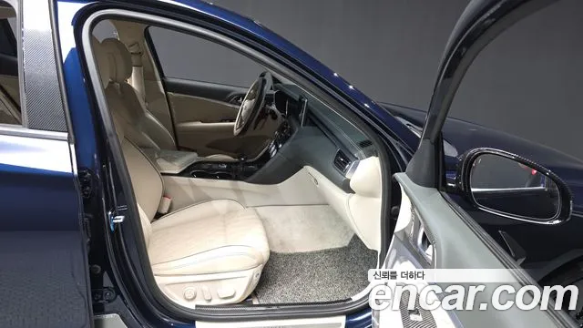Genesis G70 2019 thumb 11