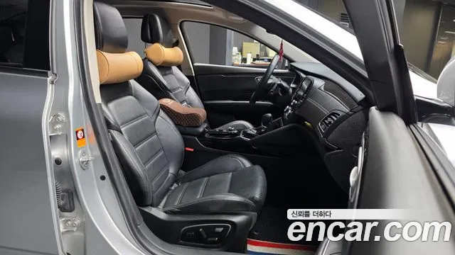 Renault Megane 2016 thumb 11