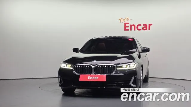 BMW 5 серии 2022 thumb 3