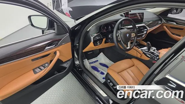 BMW 5 серии 2022 thumb 10